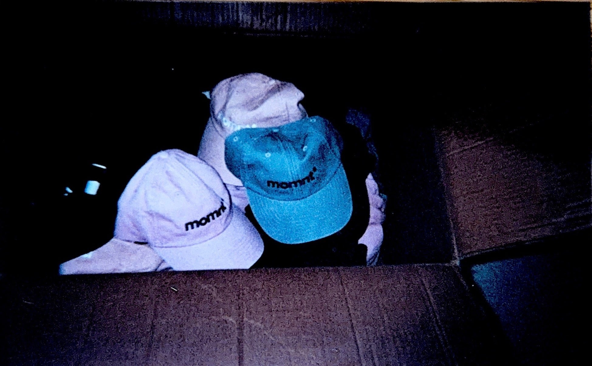 Caps