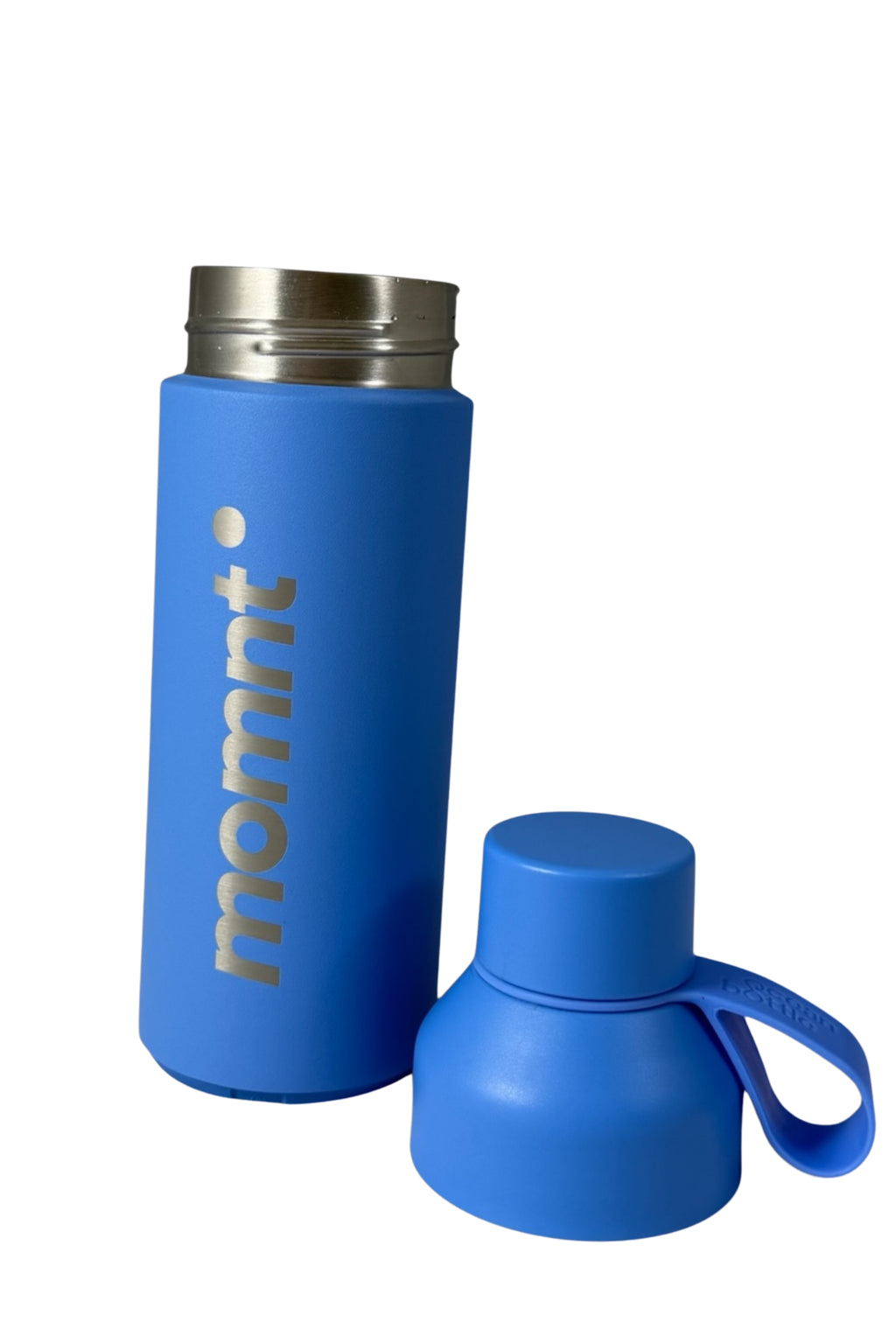 Ocean Bottle x MOMNT Waterbottle